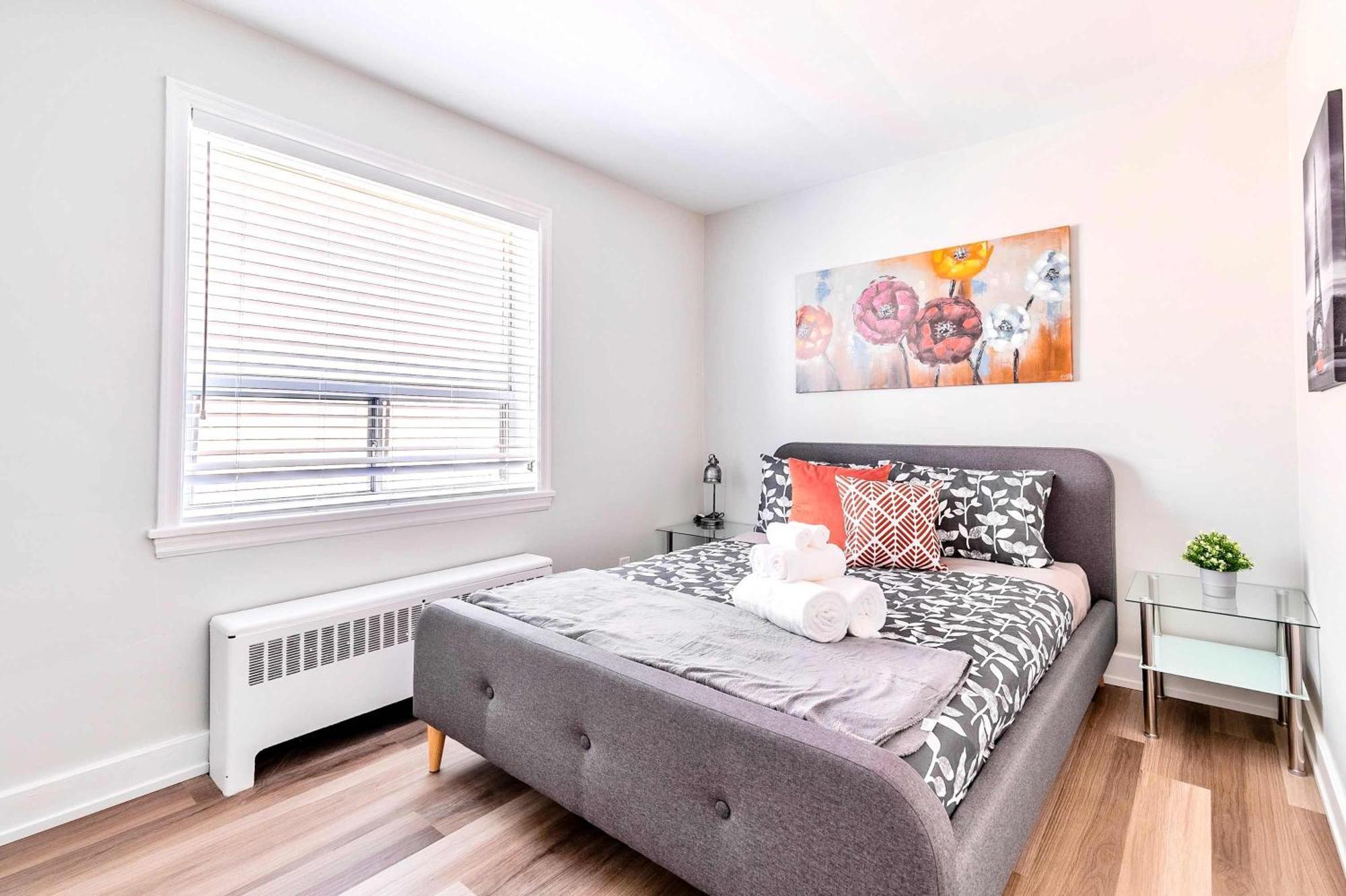 Modern Apartment In Corktown Hamilton Sleeps 4 Zewnętrze zdjęcie