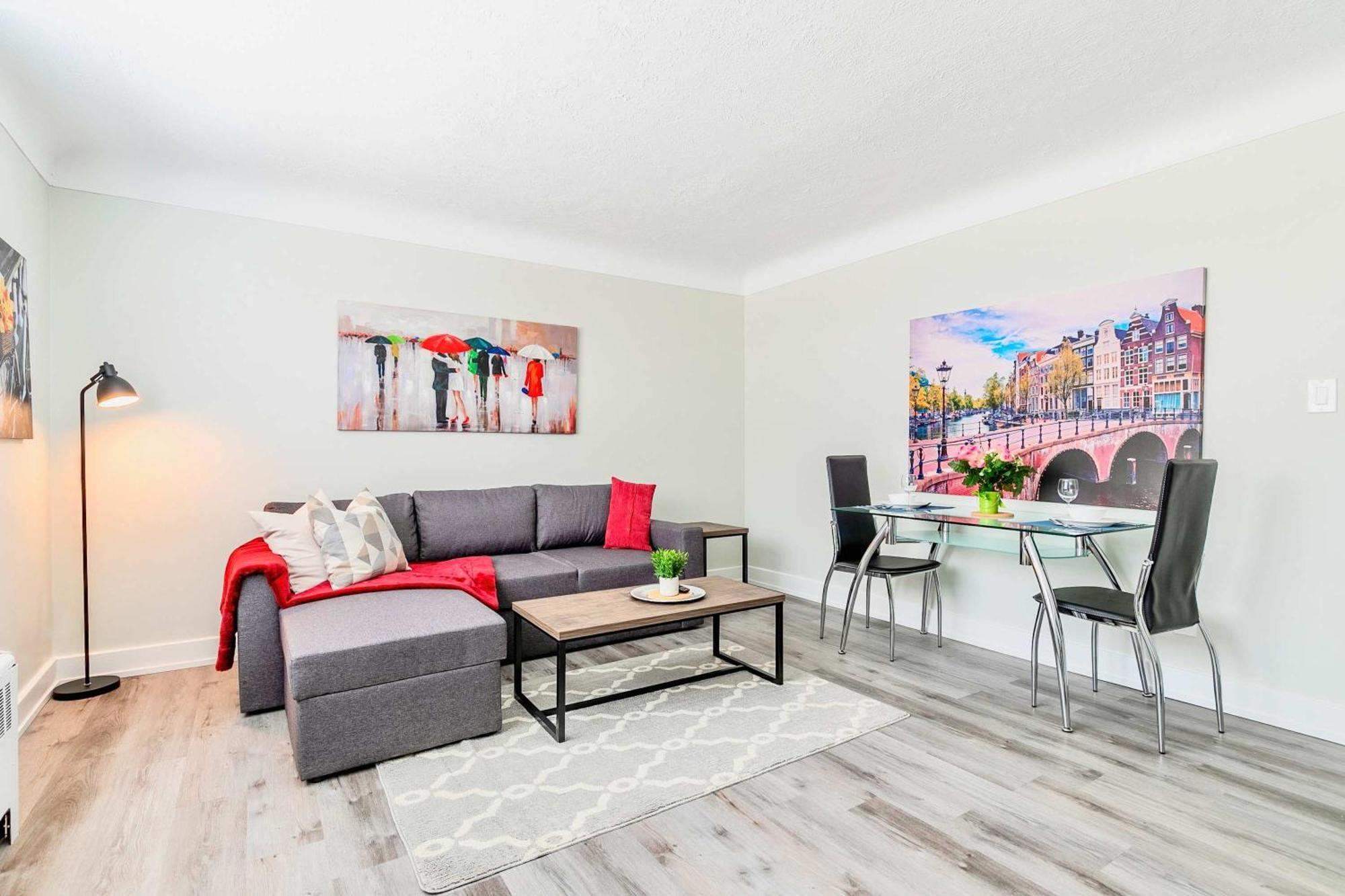 Modern Apartment In Corktown Hamilton Sleeps 4 Zewnętrze zdjęcie